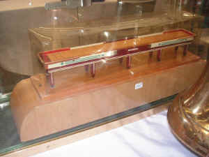 pict1313.jpg (105914 bytes)