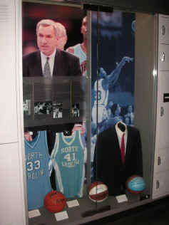 PICT0026_900x1200.jpg (144734 bytes)