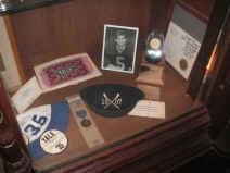 PICT1793_1200x900.jpg (195708 bytes)