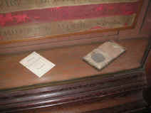 PICT1799_1200x900.jpg (203991 bytes)