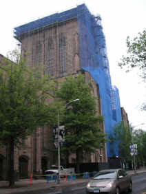 PICT1844_900x1200.jpg (190726 bytes)